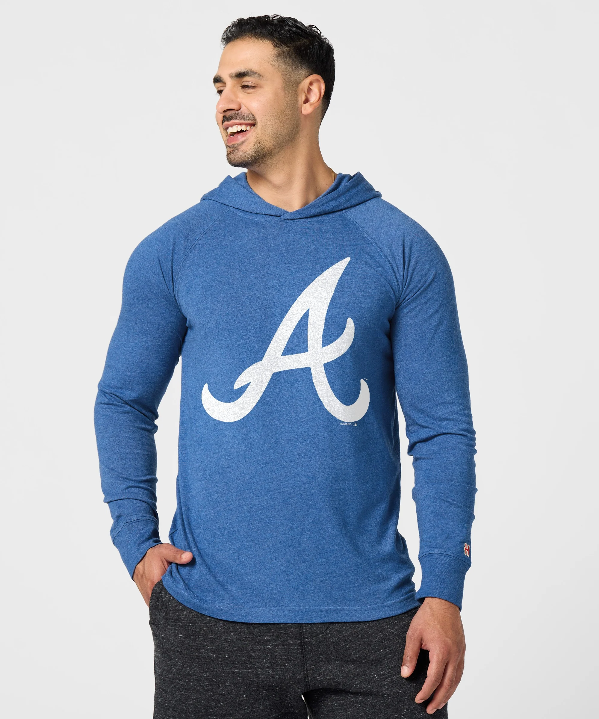Atlanta Braves Cap Logo '81 Lightweight Hoodie - Image 3