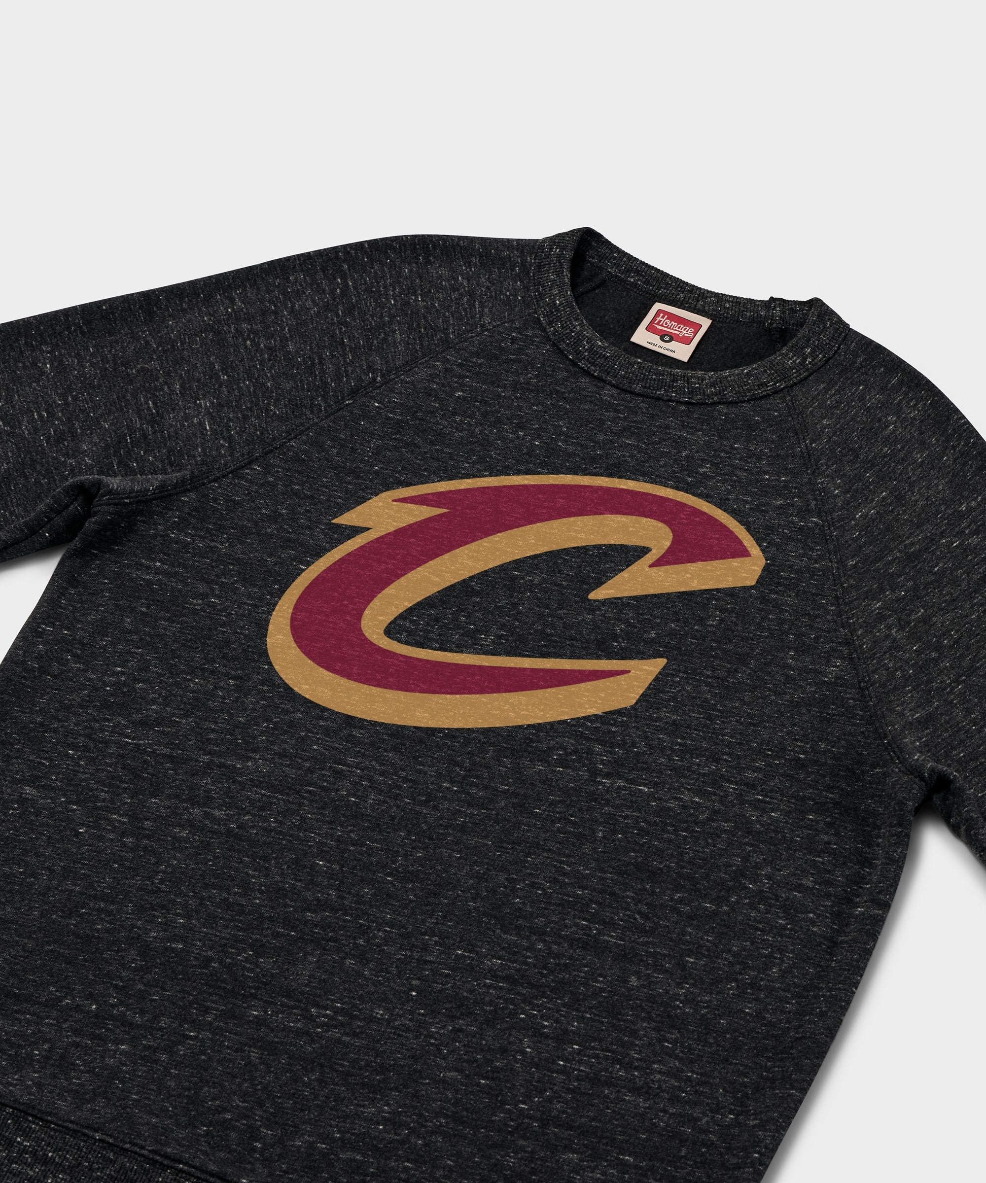 Cleveland Cavaliers Logo Crewneck - Image 3