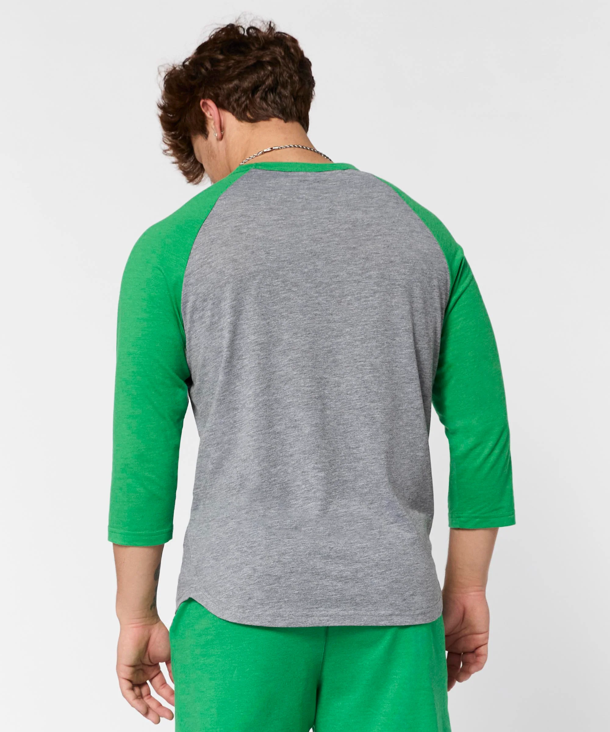 Milwaukee Bucks Logo Raglan - Image 4