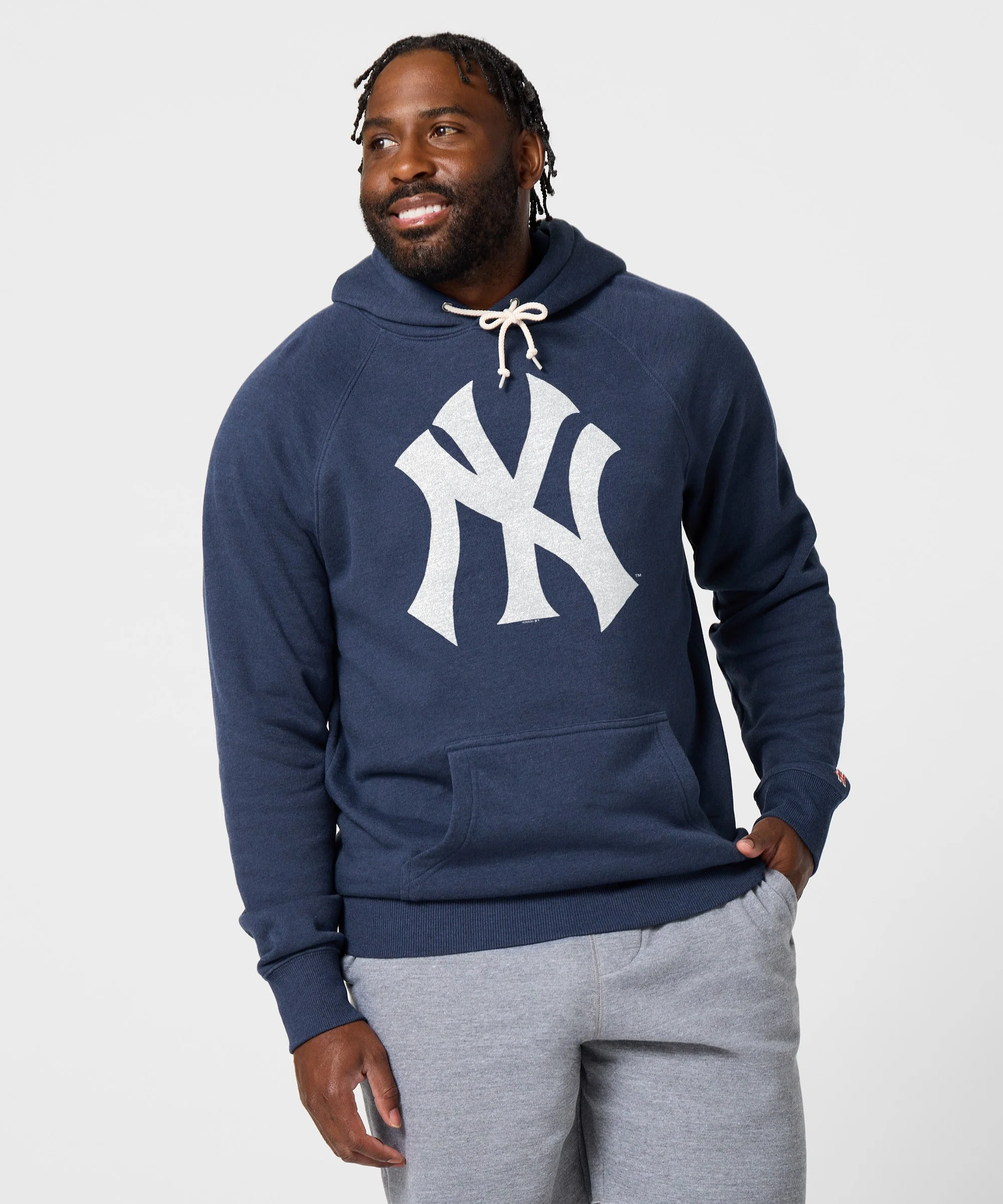 New York Yankees Cap Logo '68 Hoodie - Image 6
