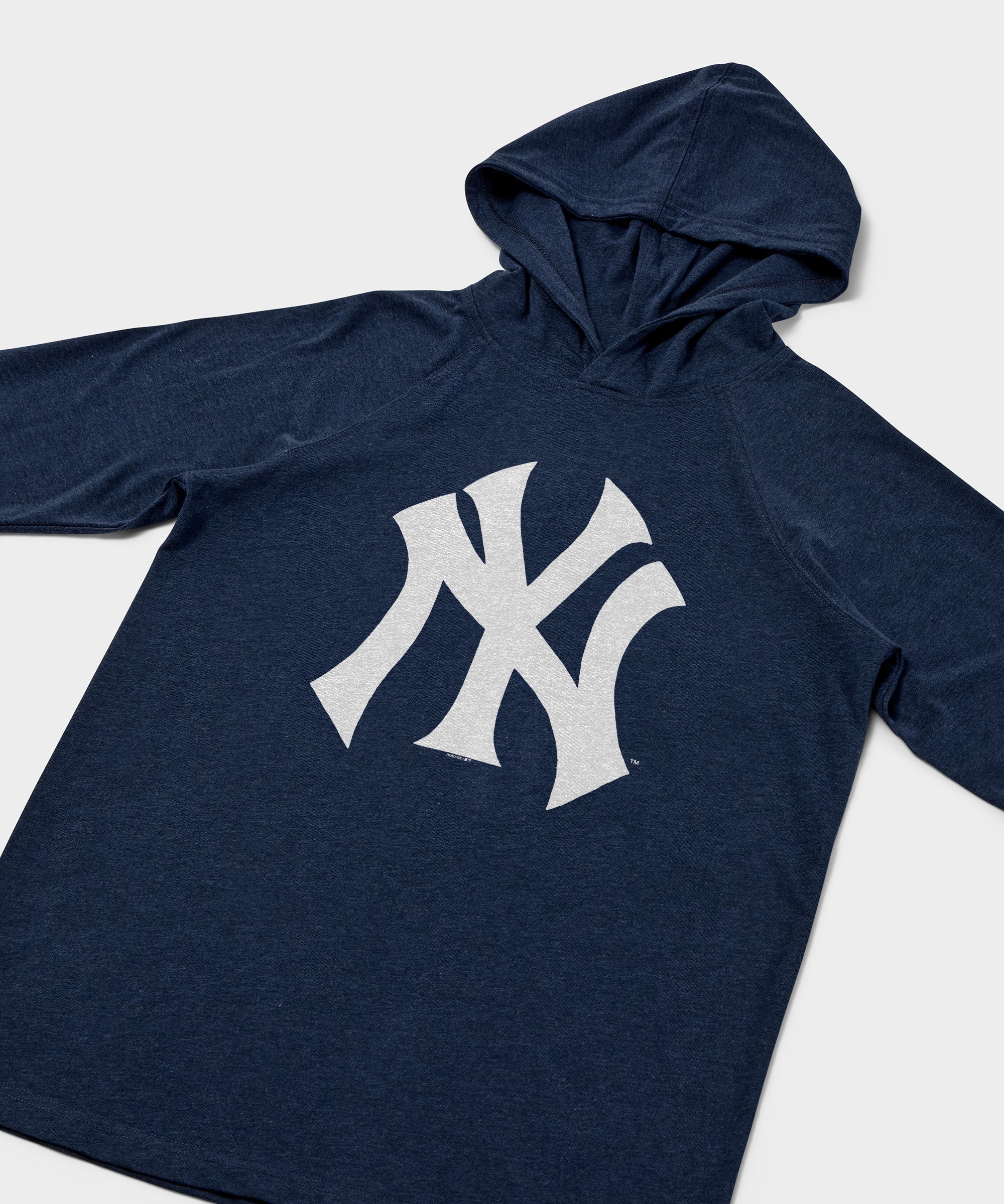 New York Yankees Cap Logo '68 Lightweight Hoodie - Image 4