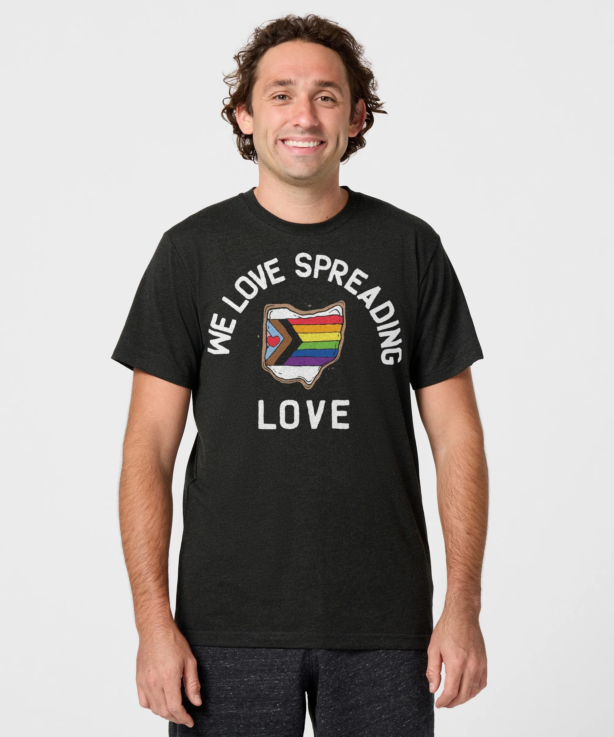 We Love Spreading Love - Image 3