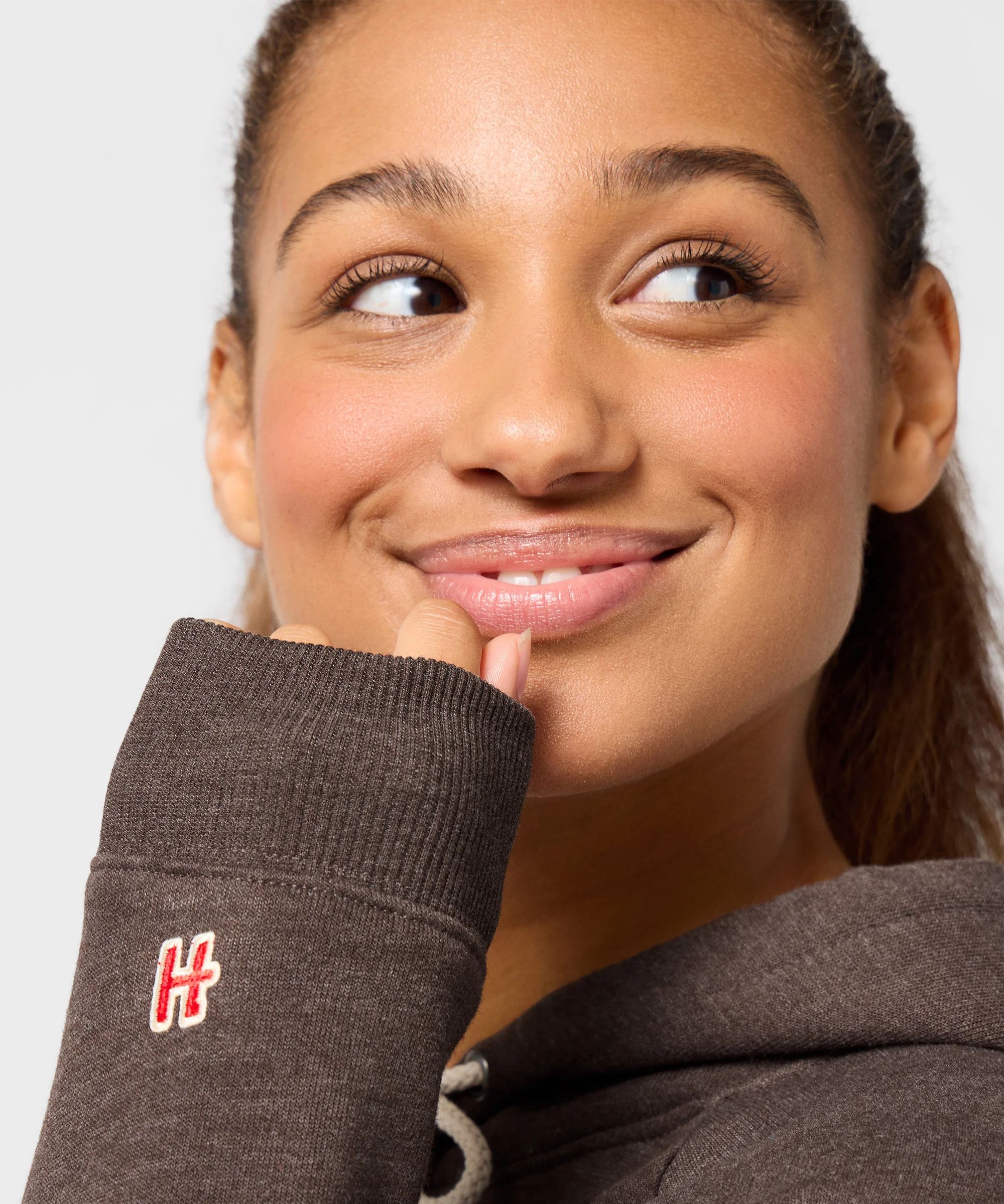 Women's Script Cleveland Browns Hoodie - Image 5